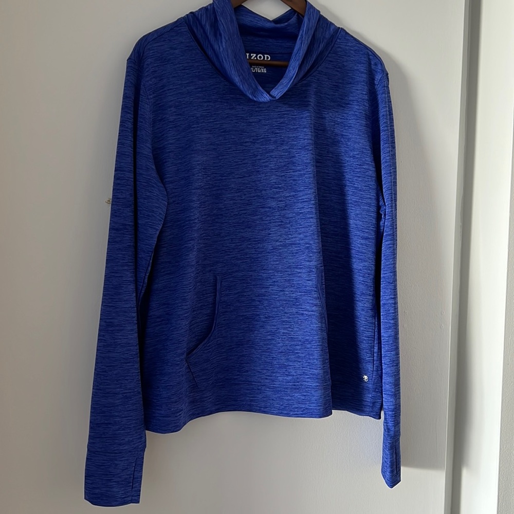 IZOD long sleeve running shirt with thumb holes and kangaroo pocket XL